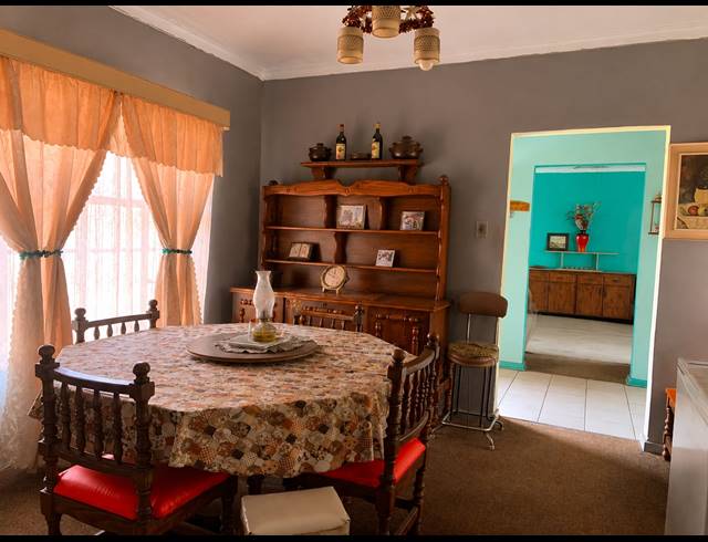 4 BEDROOM FREEHOLD FOR SALE IN VANDERBIJLPARK CE 3